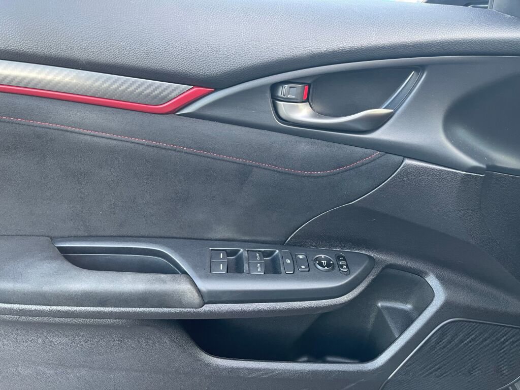 Used 2019 Honda Civic Type R image 10