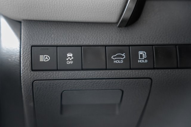 Used 2023 Toyota Camry SE image 28