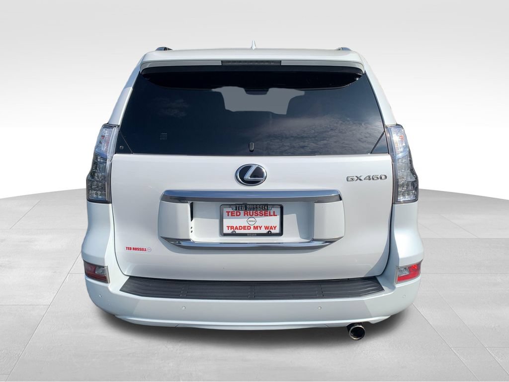 Used 2021 Lexus GX 460 Luxury w/ Accessory Package AWD/4WD image 4