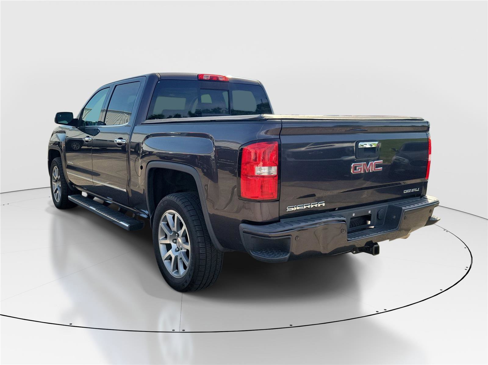 Used 2015 GMC Sierra 1500 Denali image 3
