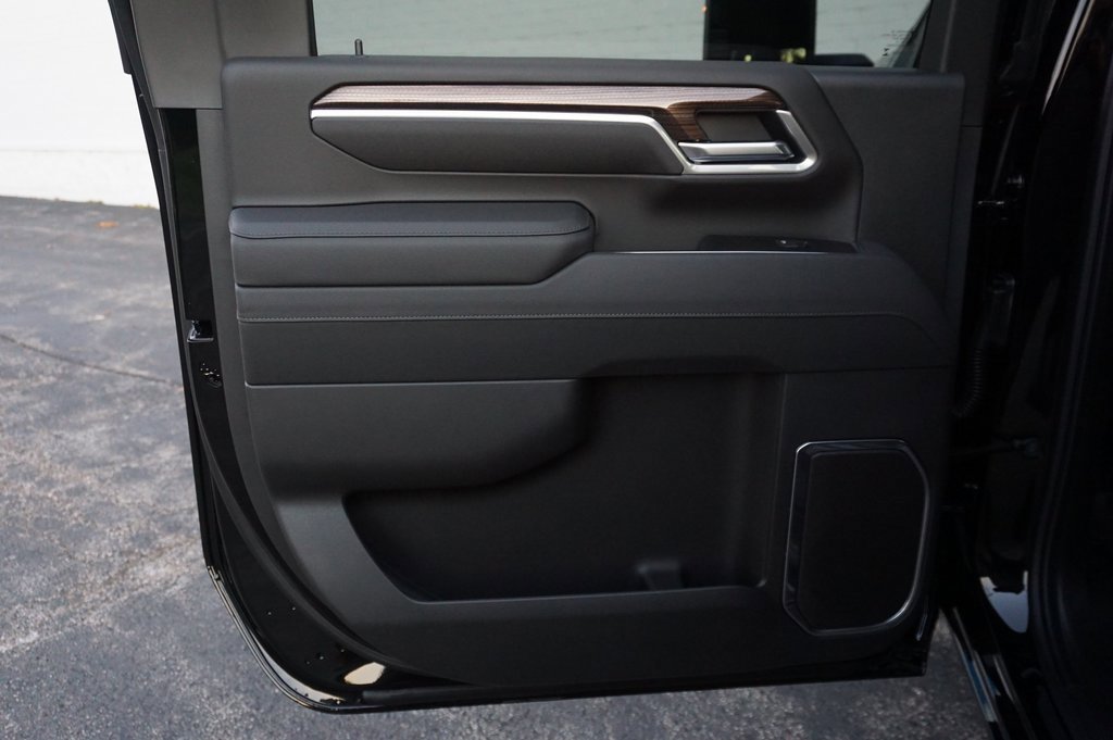 New 2026 Chevrolet Silverado 2500 LT w/ Leather Package image 24