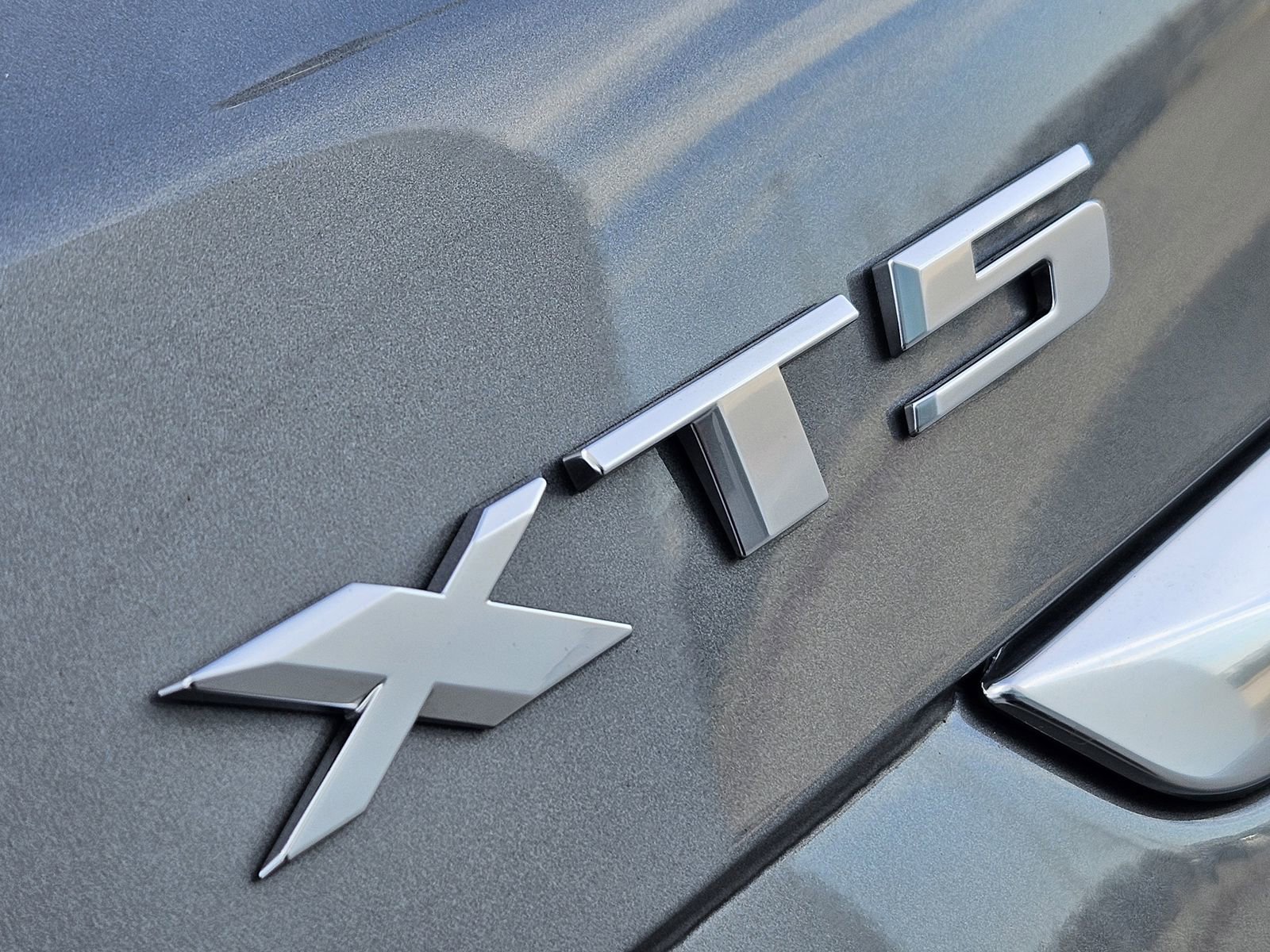 New 2026 Cadillac XT5 Luxury image 13