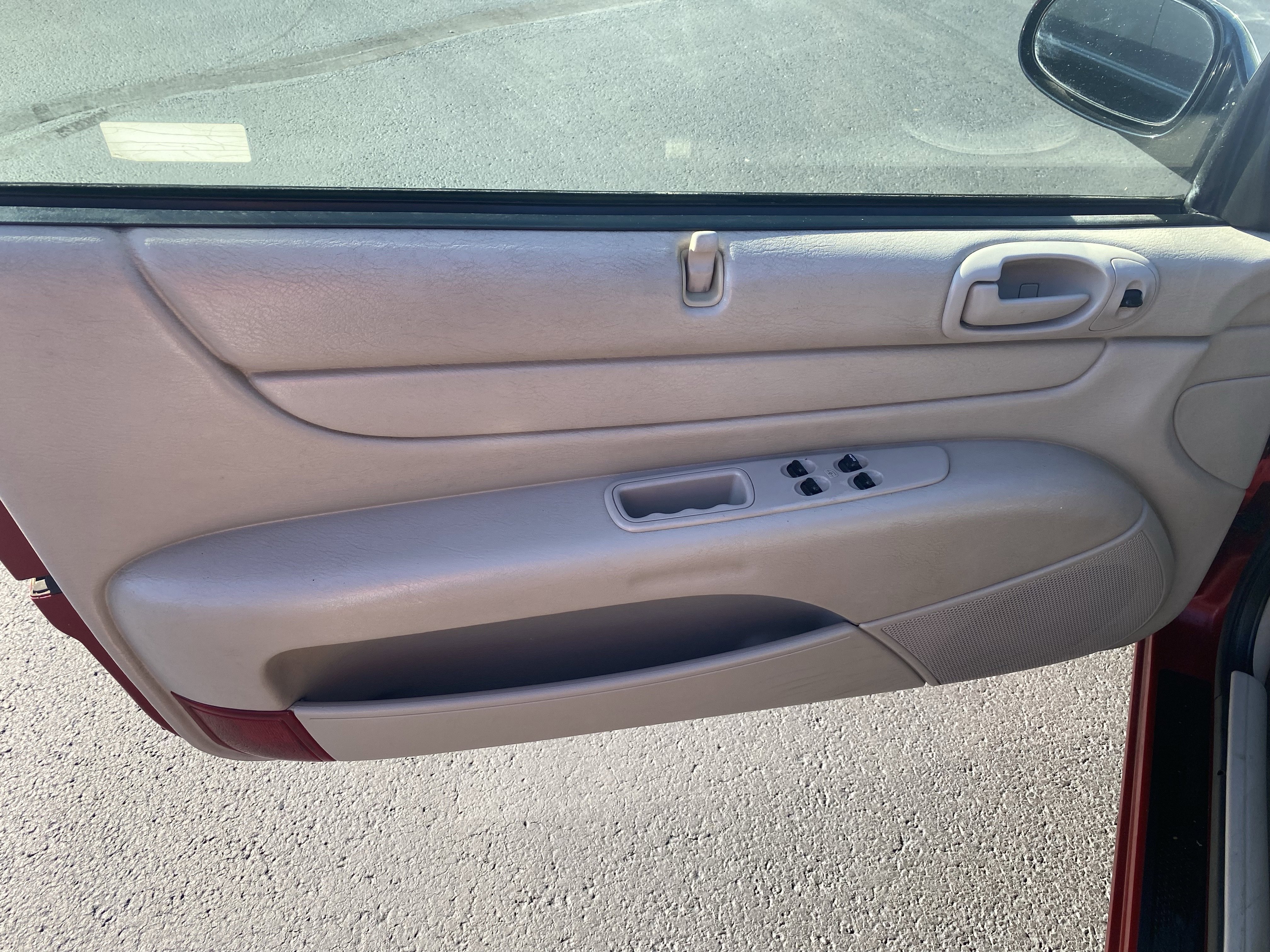 Used 2006 Chrysler Sebring Touring image 9