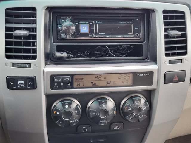 Used 2004 Toyota 4Runner SR5 RWD image 16