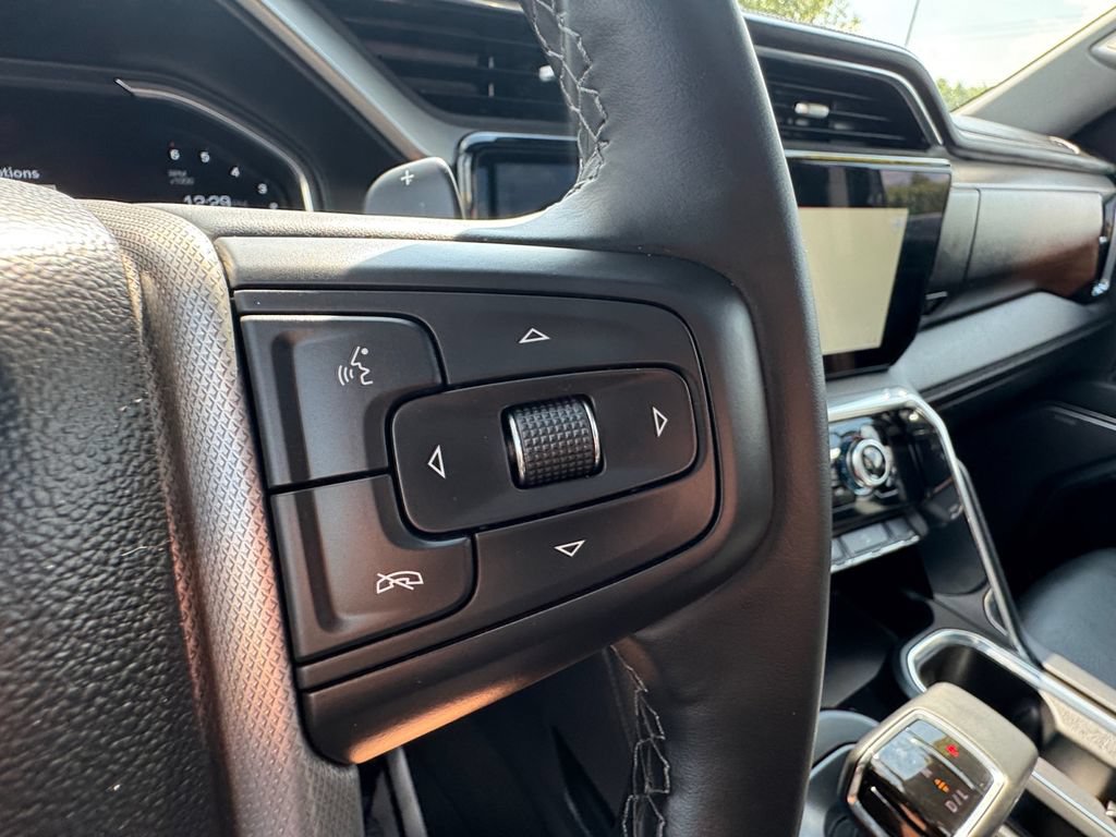 Used 2025 GMC Sierra 1500 Denali w/ Technology Package AWD/4WD image 31