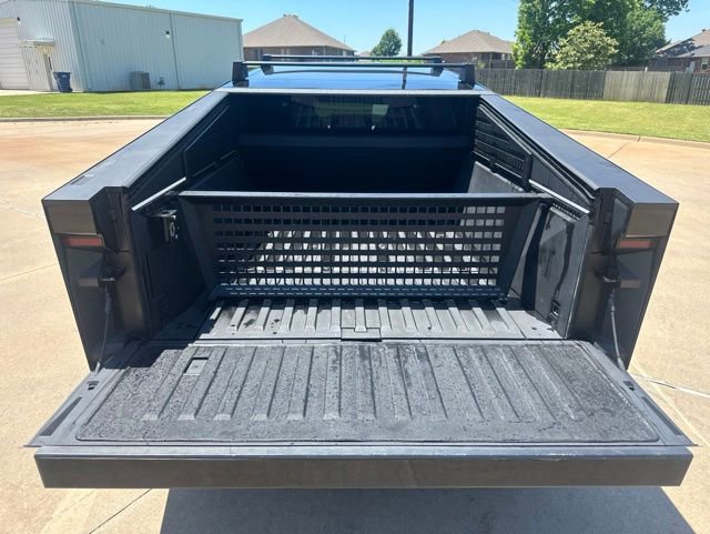 Used 2024 Tesla Cybertruck Cyberbeast AWD/4WD image 10