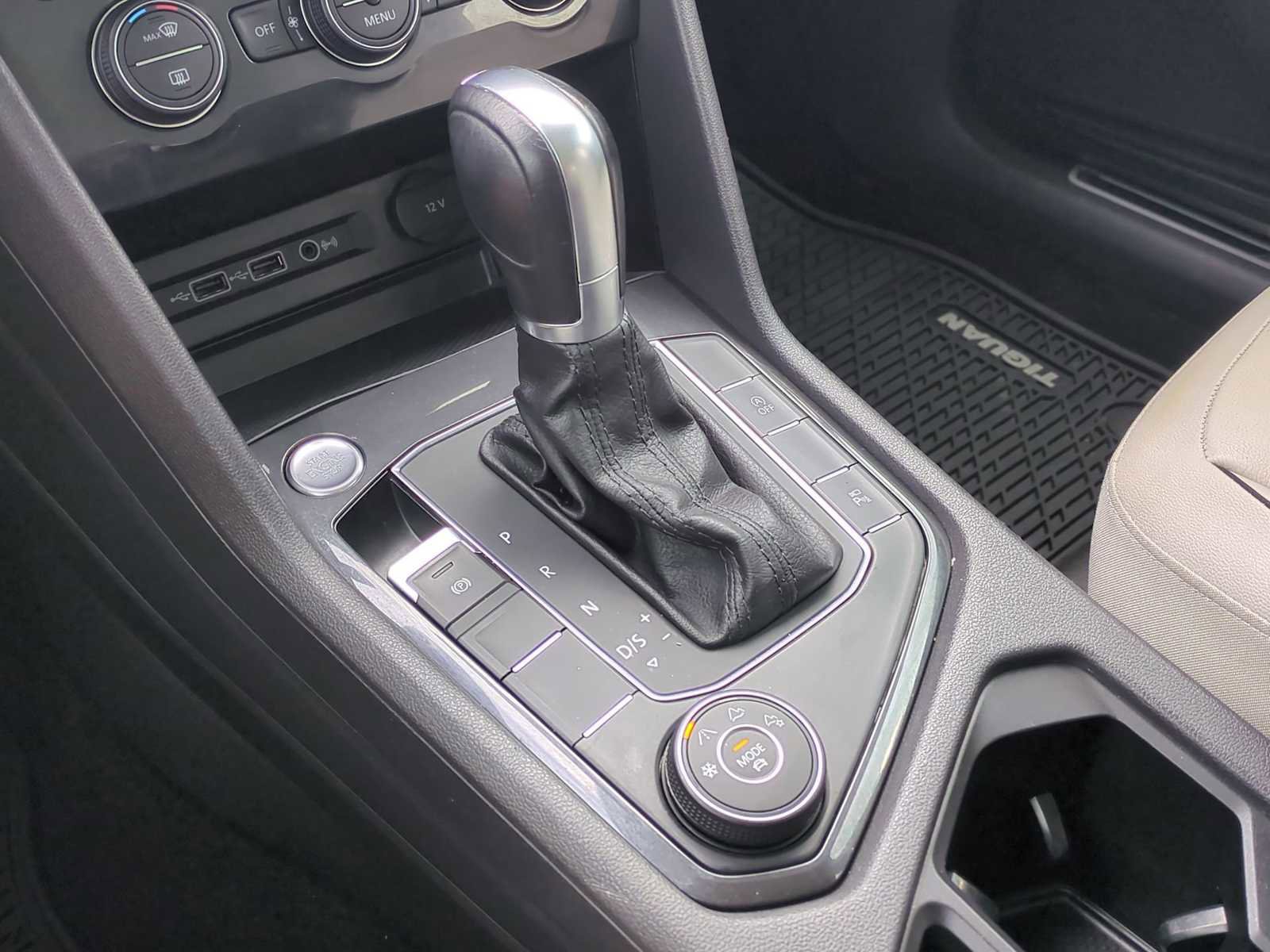 Used 2019 Volkswagen Tiguan SEL Premium AWD/4WD image 16