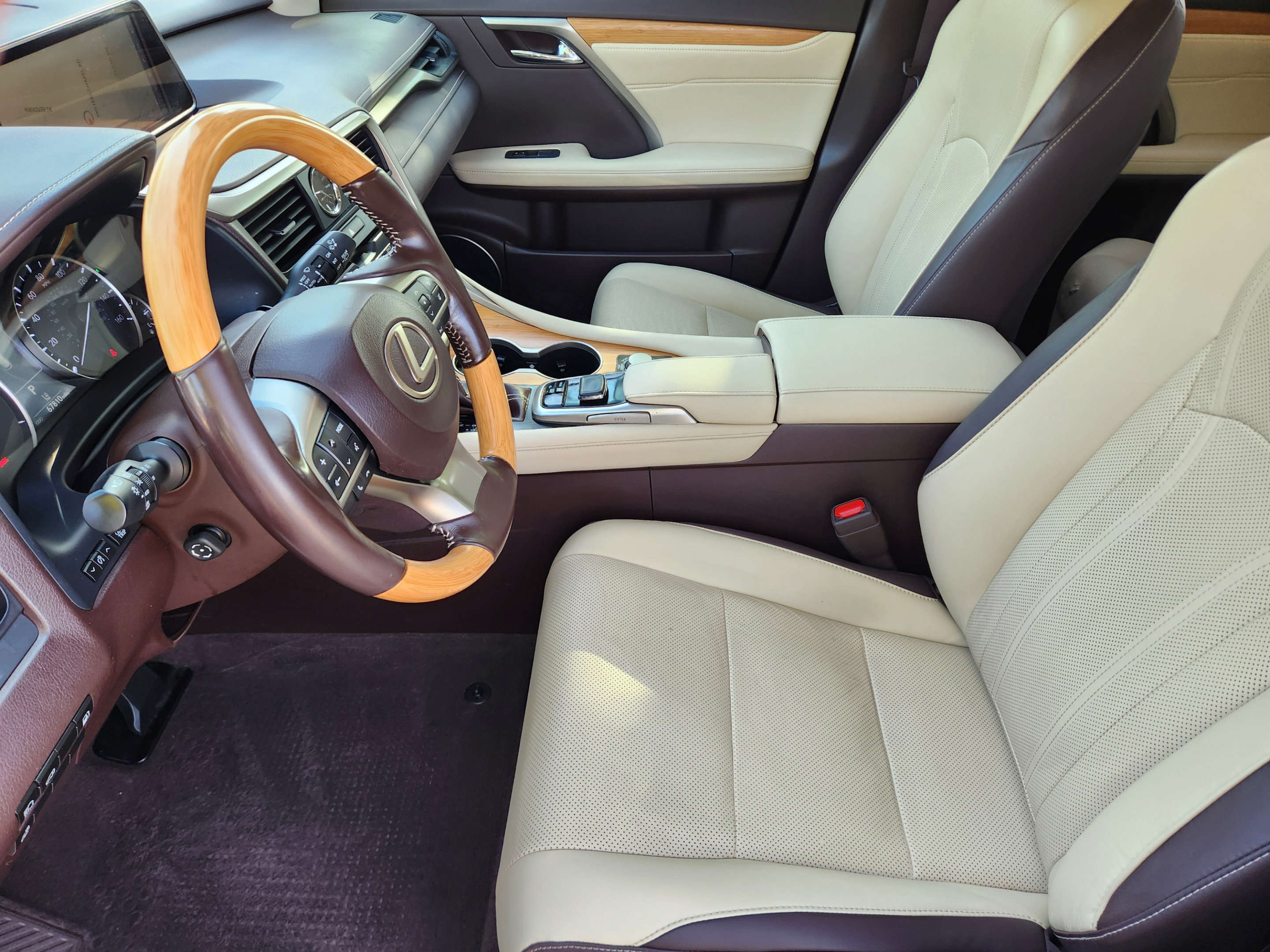Used 2018 Lexus RX 450hL Premium w/ Premium Package AWD/4WD image 6