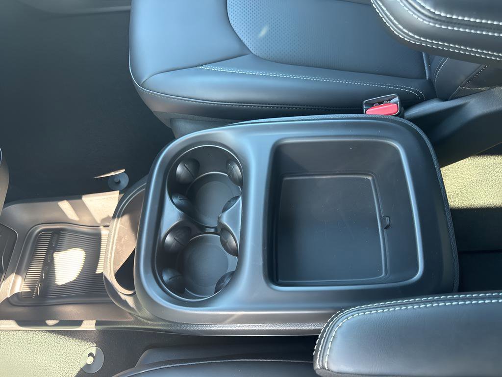 New 2026 Chrysler Pacifica Select FWD image 21