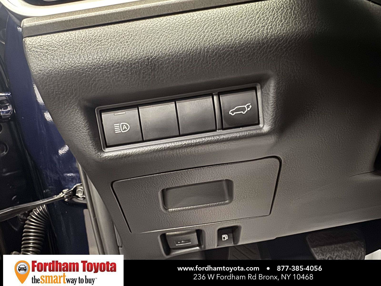 Used 2026 Toyota Grand Highlander AWD image 19