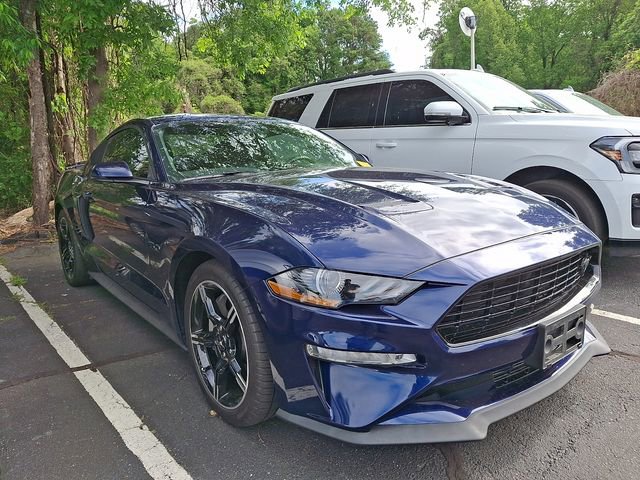 Used 2019 Ford Mustang GT Premium w/ Equipment Group 401A RWD image 3