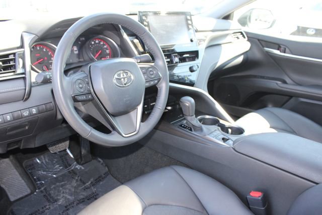 Used 2023 Toyota Camry XSE image 12