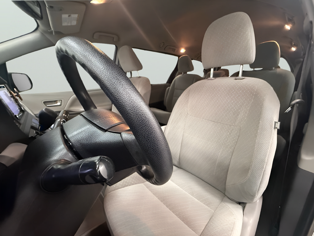 Used 2020 Toyota Sienna LE FWD image 12