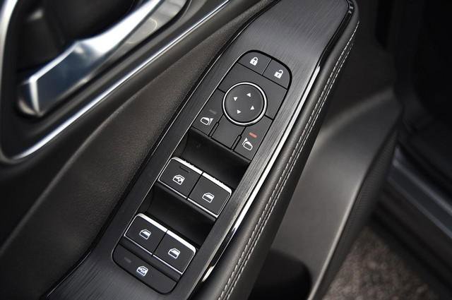 New 2026 Nissan Rogue Platinum w/ Platinum Premium Package image 9