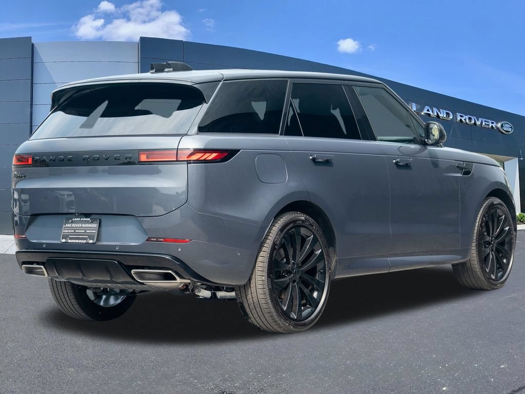 New 2026 Land Rover Range Rover Sport Dynamic SE AWD/4WD image 4