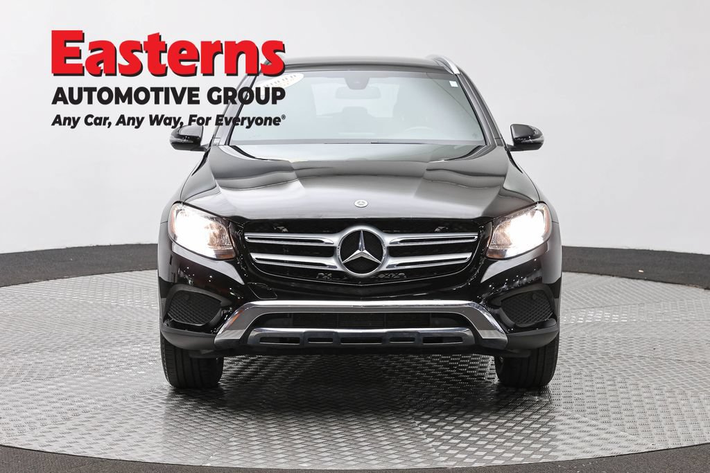 Used 2018 Mercedes-Benz GLC 300 4MATIC image 2