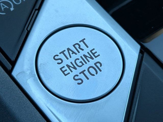 Used 2025 BMW 230i Coupe image 32