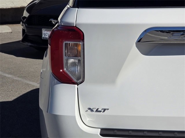 Used 2023 Ford Explorer XLT image 6