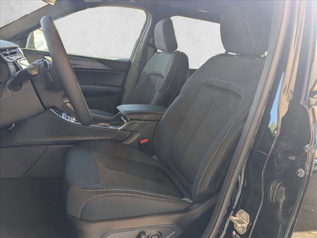 New 2025 Jeep Grand Cherokee L Laredo w/ Luxury Tech Group I image 4