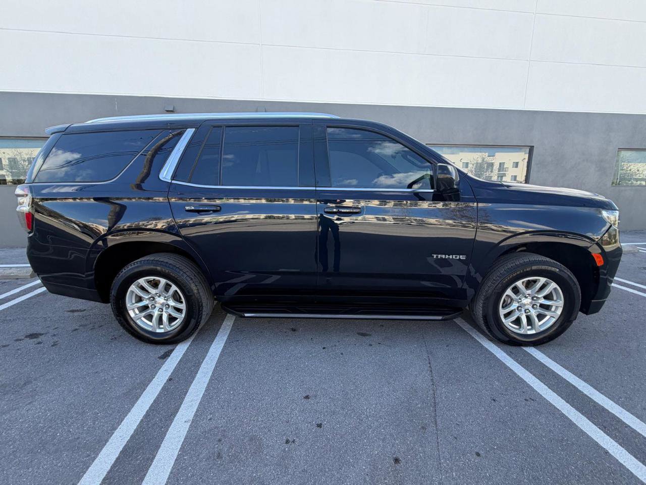 Used 2024 Chevrolet Tahoe LS image 12