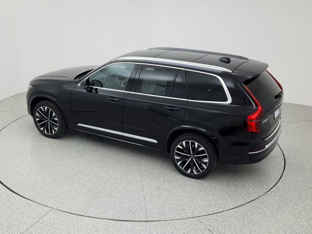 New 2026 Volvo XC90 B6 Plus w/ Protection Package Premier image 16