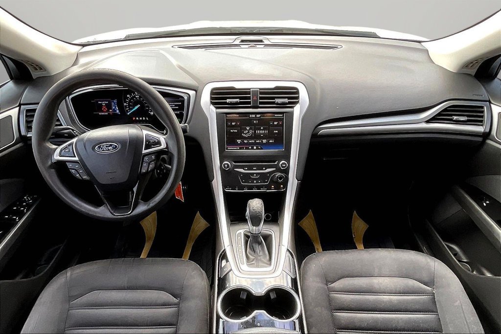Used 2015 Ford Fusion SE FWD image 7