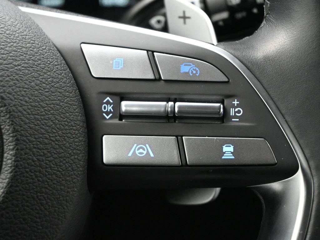 Used 2025 Hyundai Palisade SEL FWD image 8