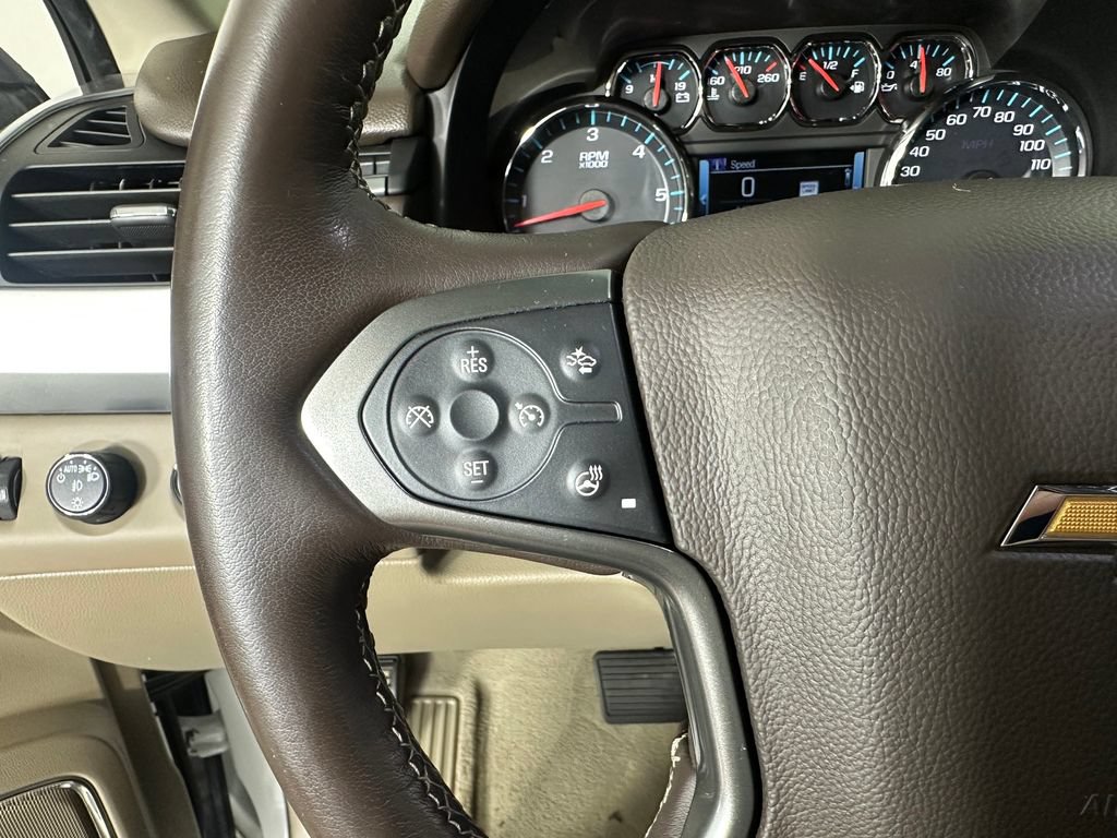 Used 2020 Chevrolet Suburban LT AWD/4WD image 13