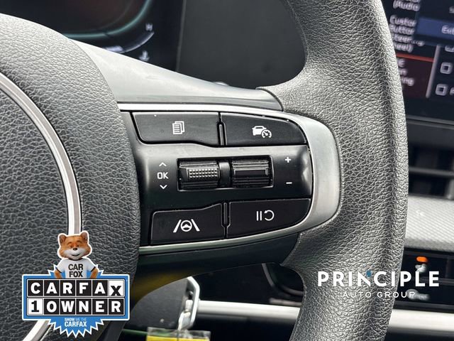 Used 2024 Kia Sportage LX image 18