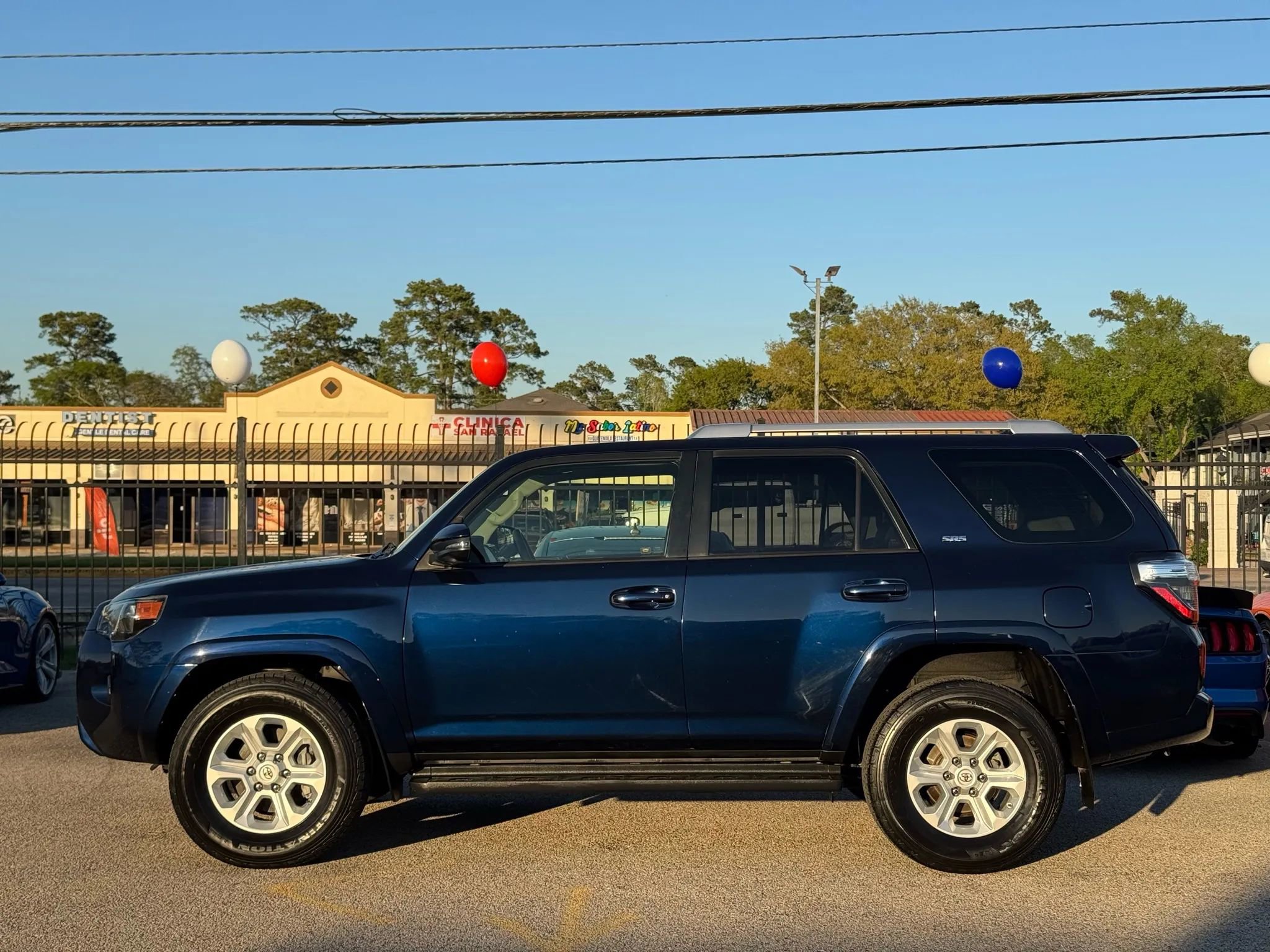 Used 2016 Toyota 4Runner SR5 Premium image 8