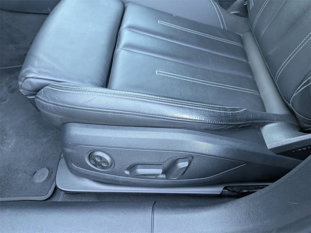 Used 2023 Audi A4 2.0T Premium Plus w/ Premium Plus Package image 14