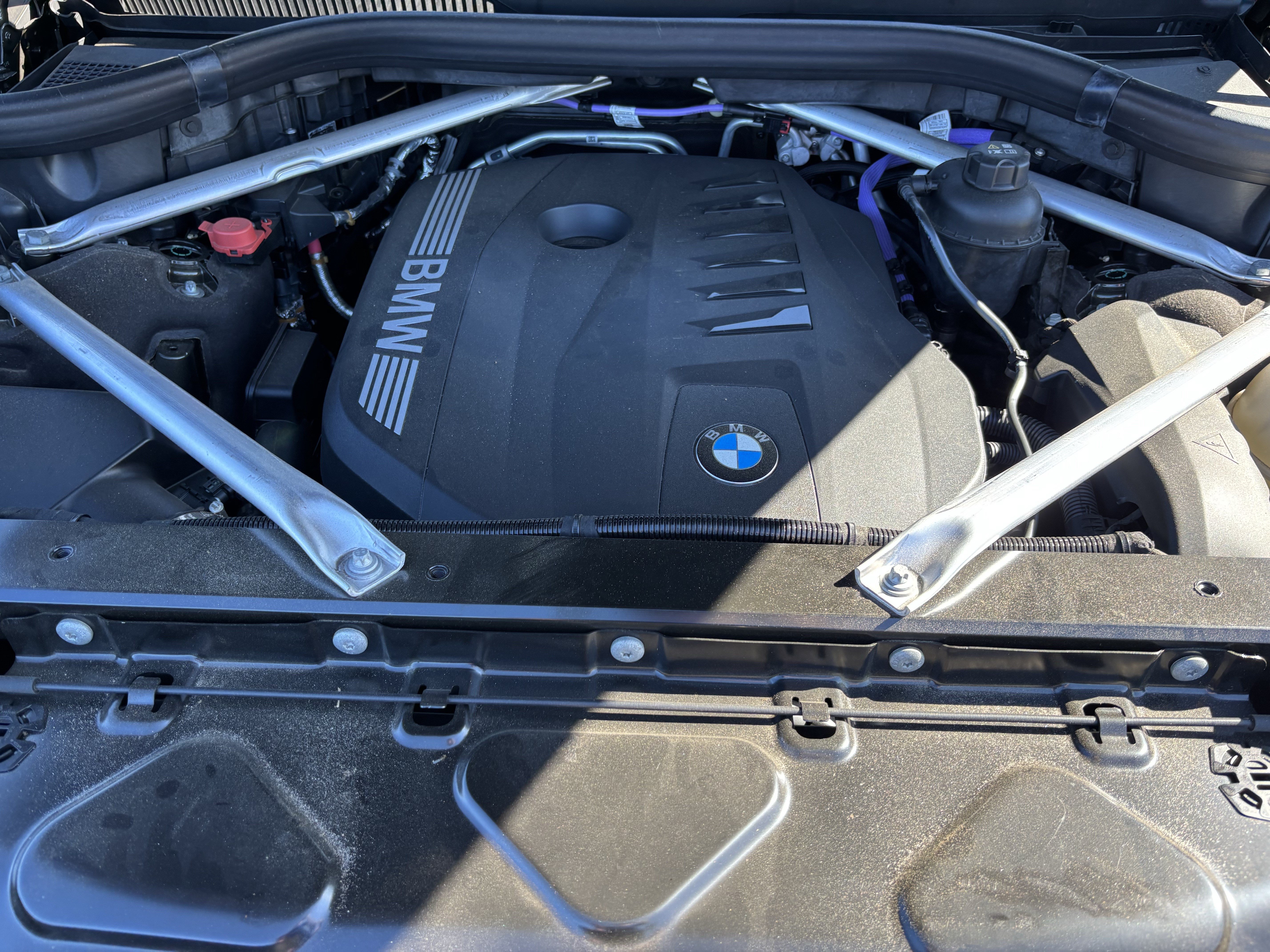 Certified 2025 BMW X7 xDrive40i w/ M Sport Package AWD/4WD image 35