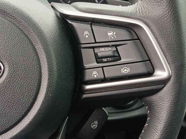 Used 2025 Subaru Outback Limited AWD/4WD image 11