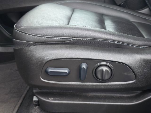 Certified 2023 Chevrolet Bolt LT w/ Infotainment Package FWD image 26