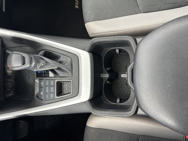 Used 2023 Toyota RAV4 XLE image 18
