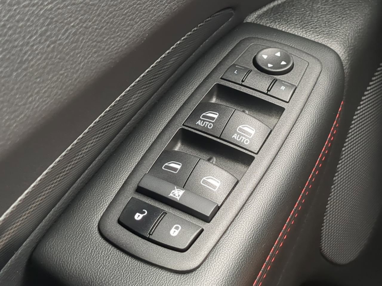 Certified 2025 Dodge Durango GT w/ Blacktop Package RWD image 22