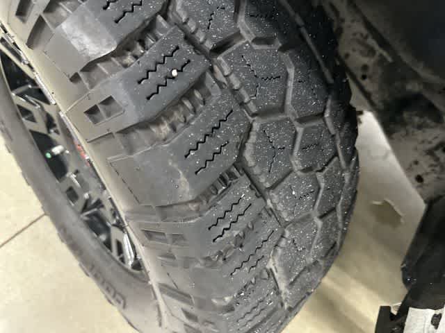 Used 2020 Toyota 4Runner SR5 RWD image 28