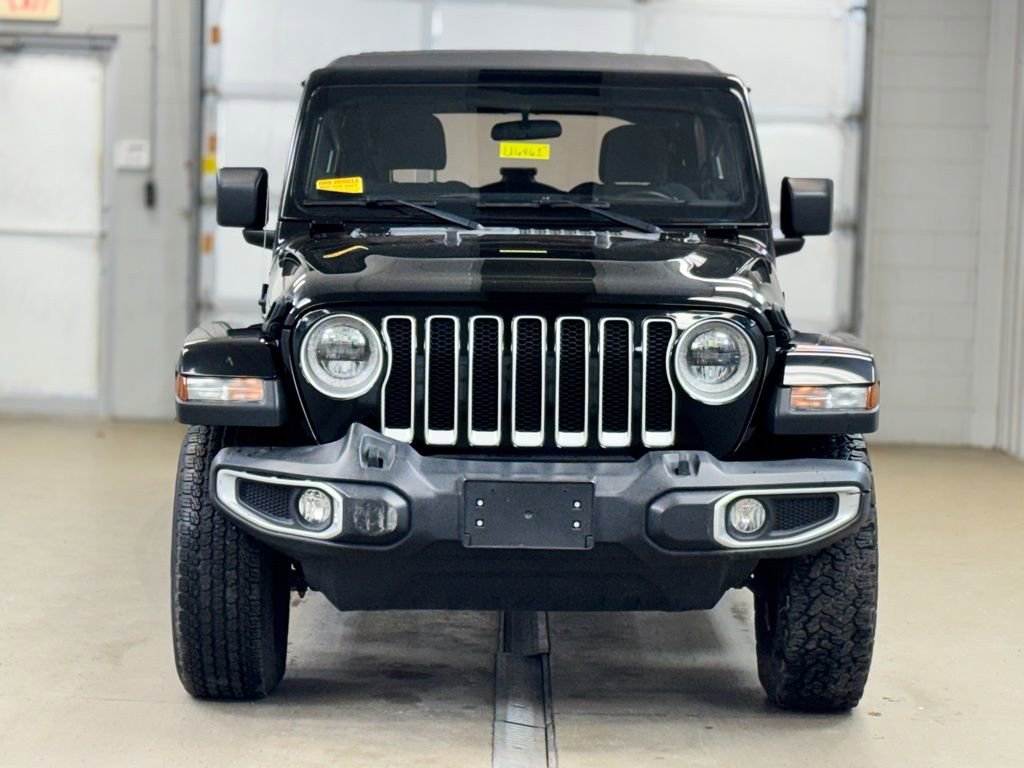 Used 2021 Jeep Wrangler Unlimited Sahara image 2
