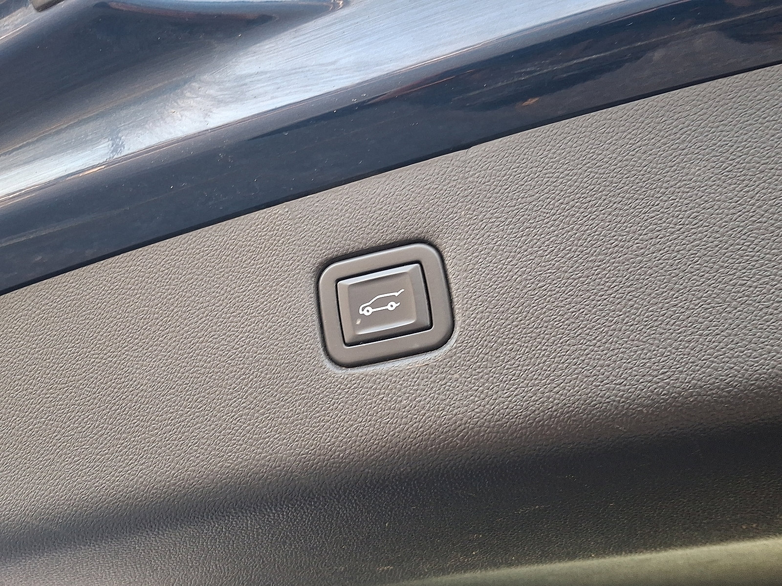 Used 2022 Chevrolet Blazer Premier image 28