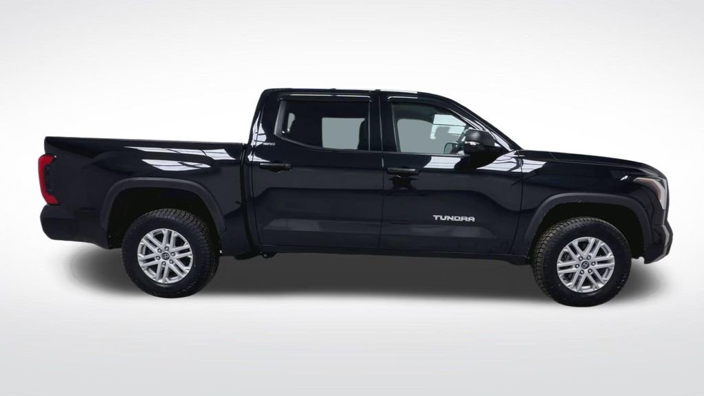 Used 2023 Toyota Tundra SR5 w/ SR5 Convenience Package image 9