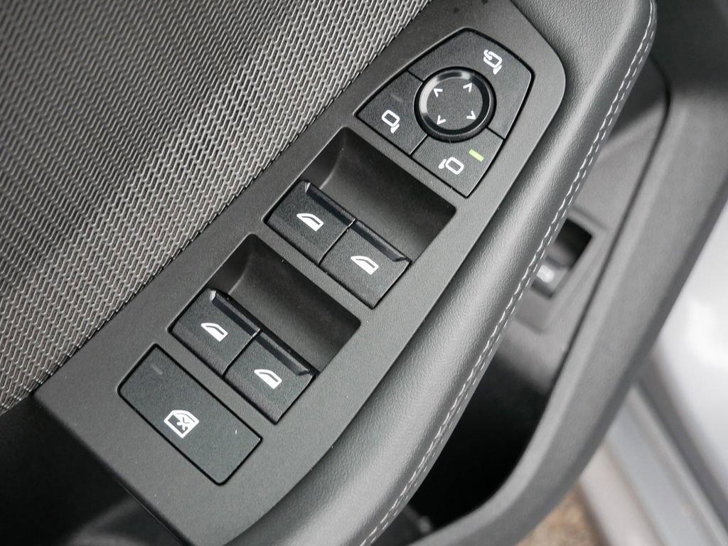 Used 2025 BMW 228i xDrive AWD/4WD image 21