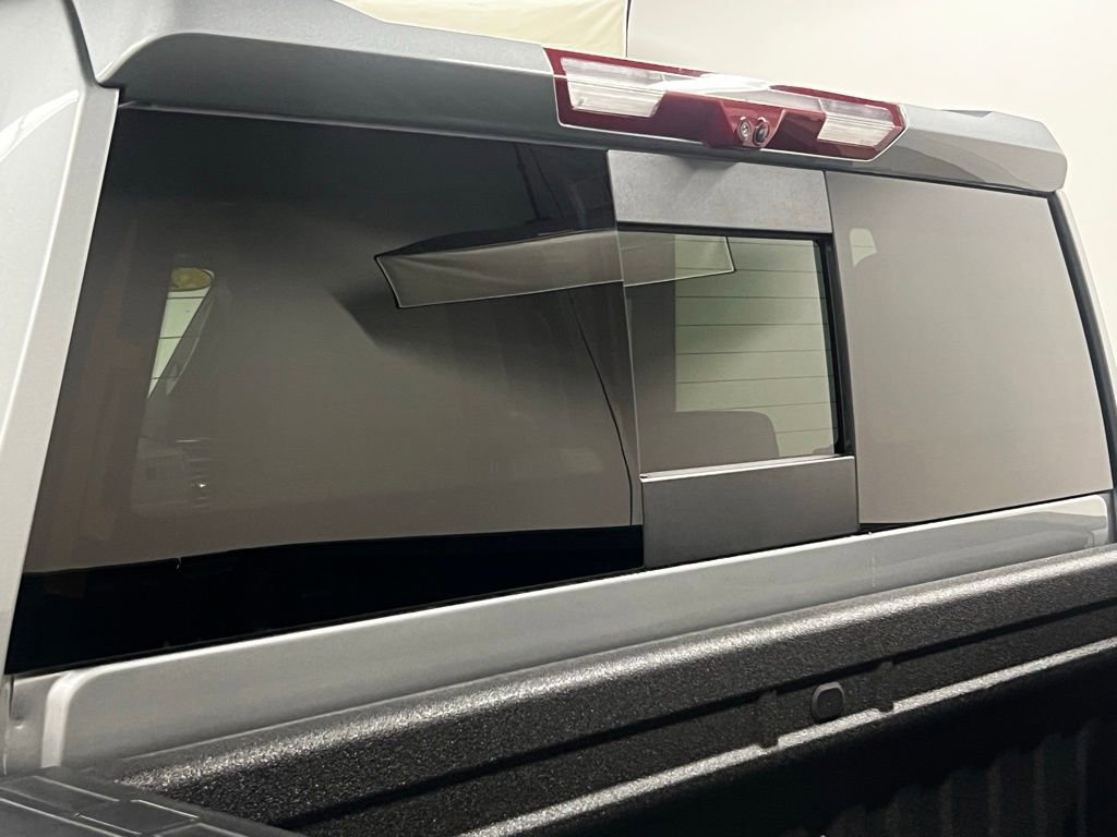 Used 2026 Chevrolet Silverado 2500 ZR2 AWD/4WD image 18