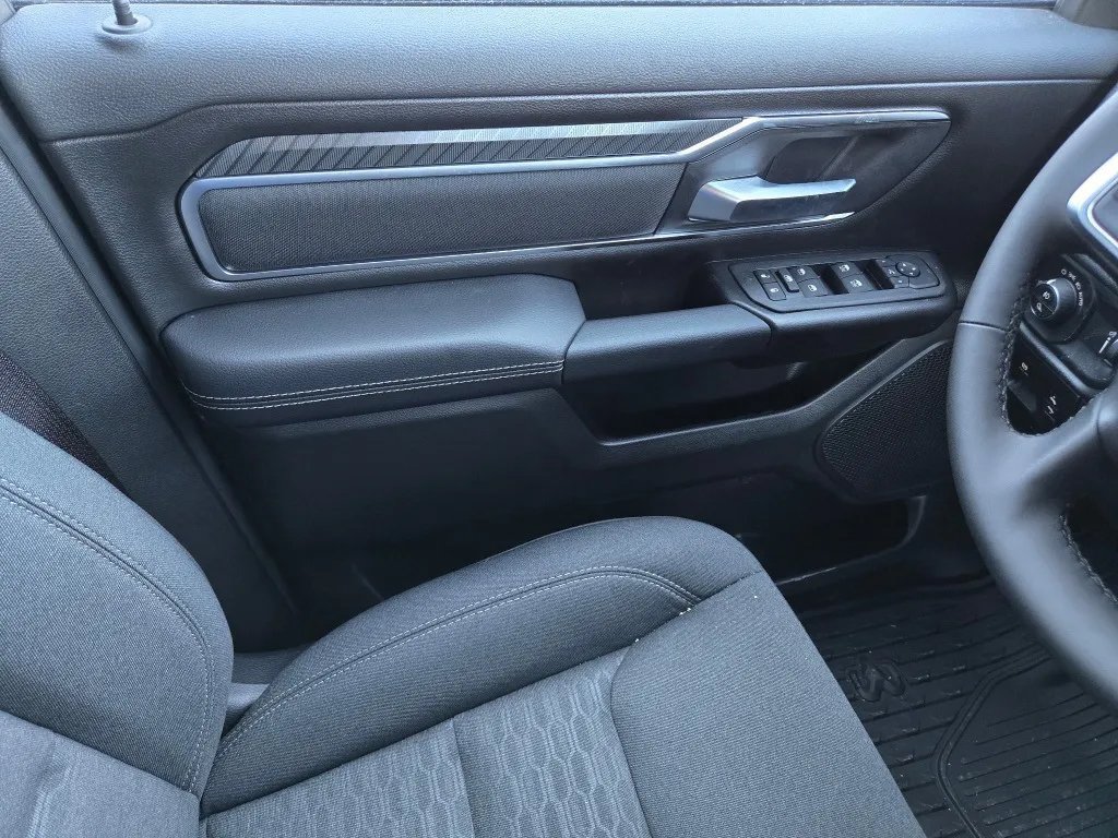 New 2026 RAM 1500 Big Horn AWD/4WD image 12