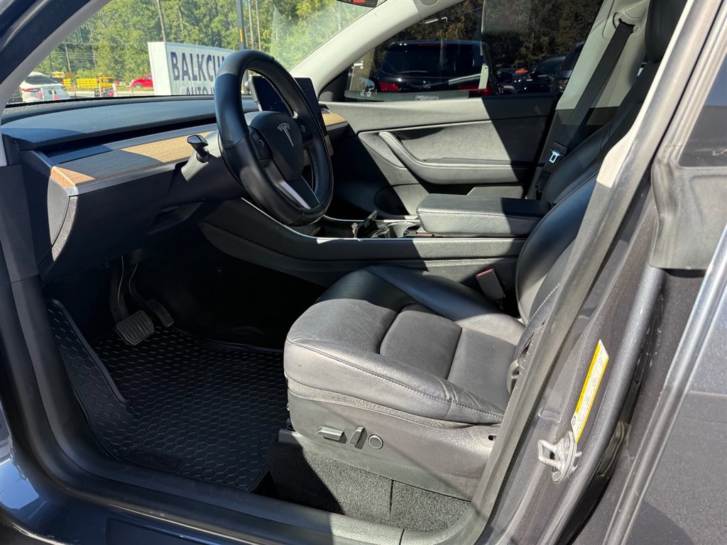 Used 2021 Tesla Model Y 2WD image 13