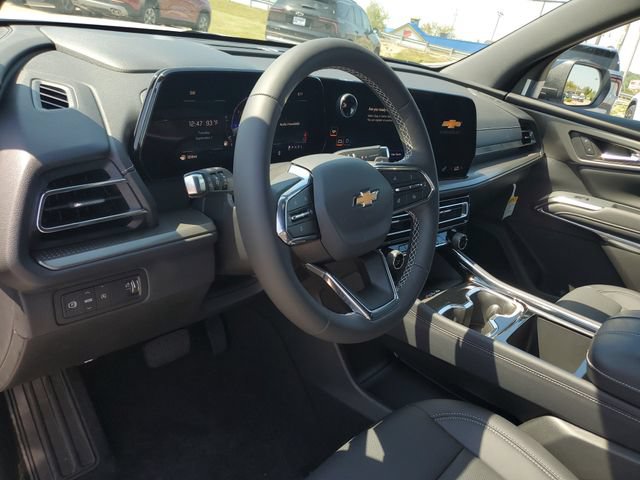 New 2027 Chevrolet Traverse LT w/ Driver Confidence Package FWD image 19