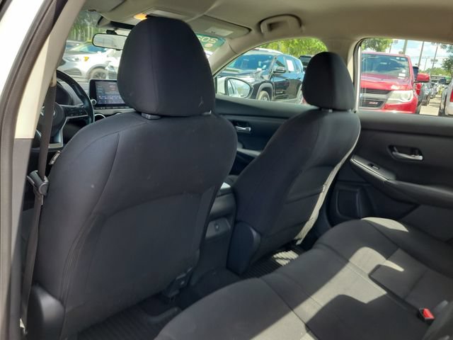 Used 2022 Nissan Sentra SV FWD image 12