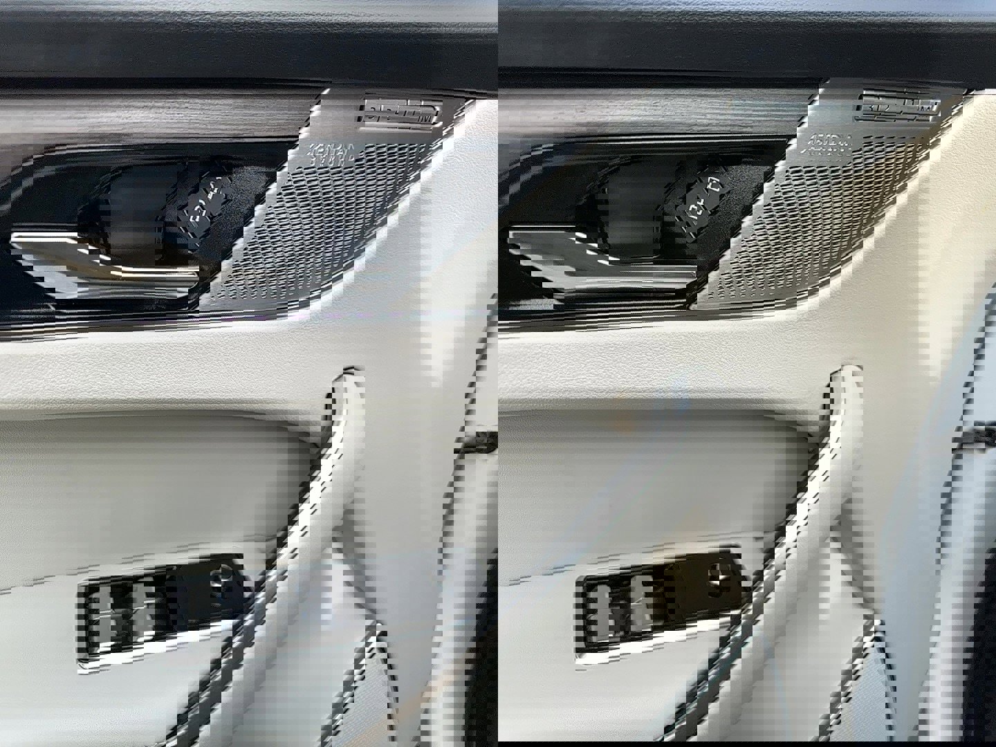 Used 2022 Jaguar F-PACE S image 21