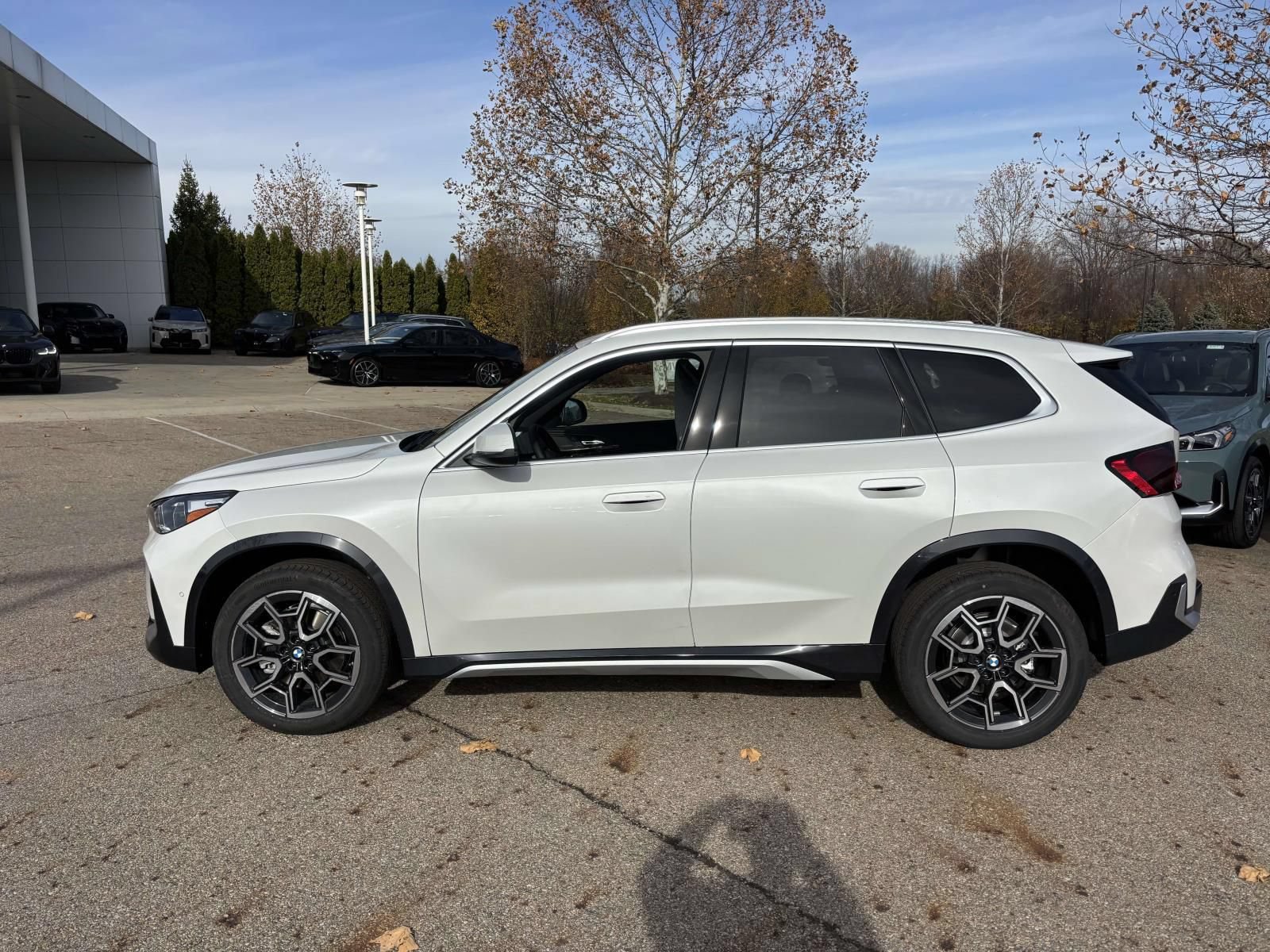 Used 2026 BMW X1 xDrive28i w/ Convenience Package AWD/4WD image 4