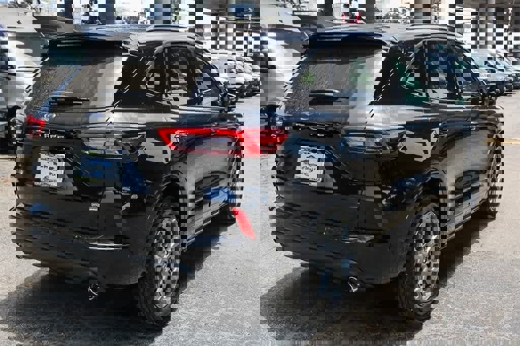 New 2024 Ford Escape ST-Line w/ Equipment Group 301A image 5