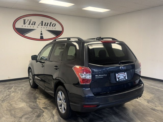 Used 2016 Subaru Forester 2.5i Premium w/ All-Weather Package AWD/4WD image 12